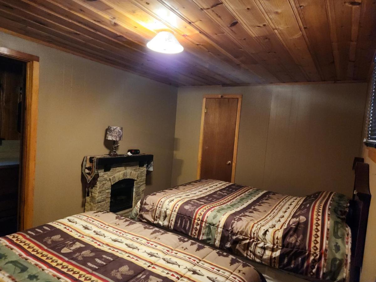 Eagle Nest Fly Shack & Lodge エクステリア 写真