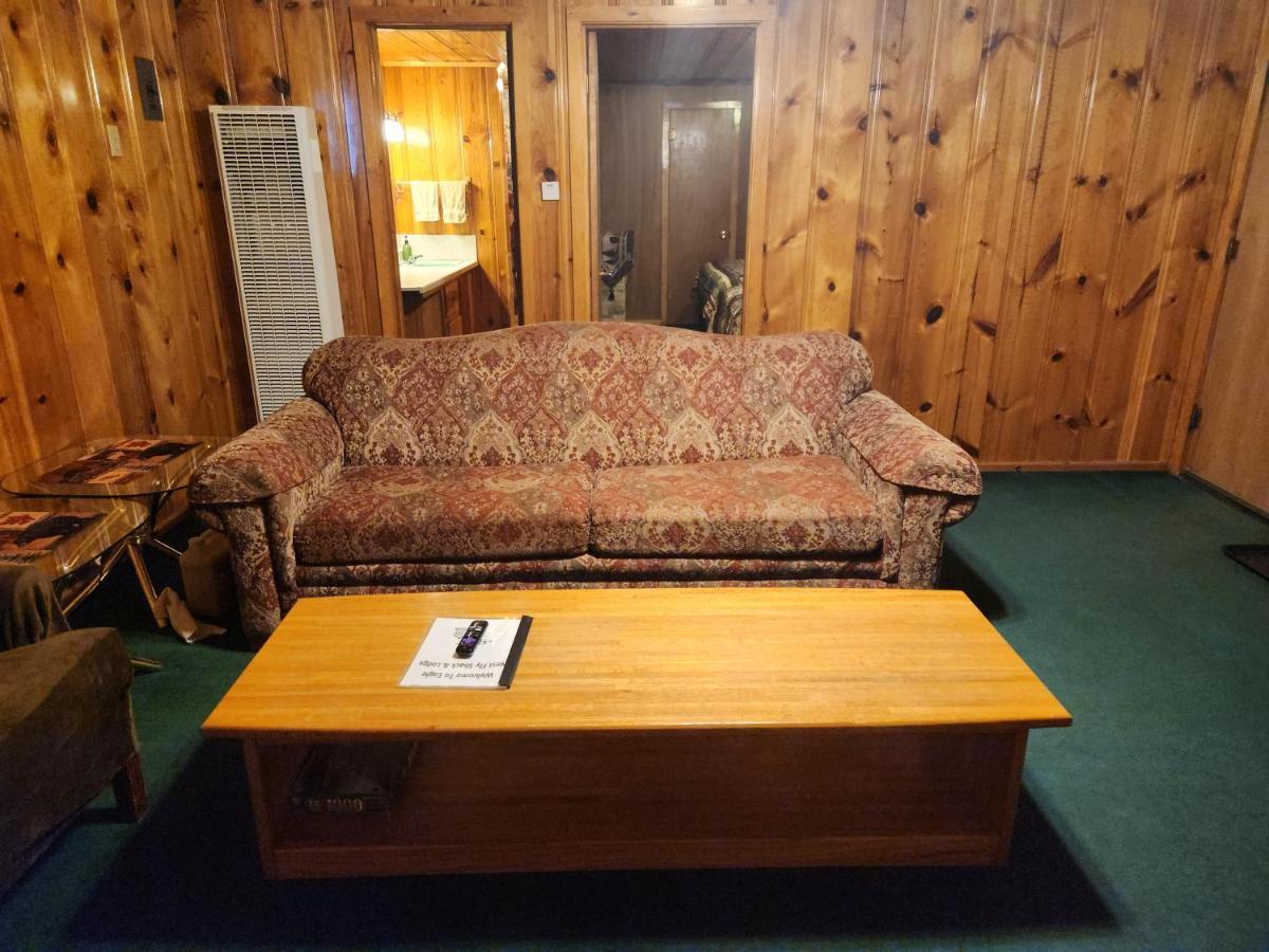 Eagle Nest Fly Shack & Lodge エクステリア 写真