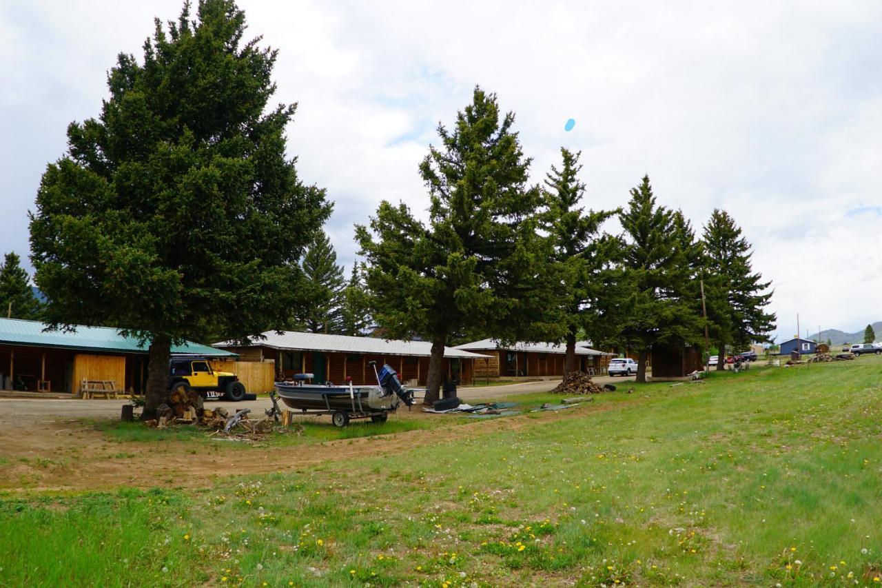 Eagle Nest Fly Shack & Lodge エクステリア 写真